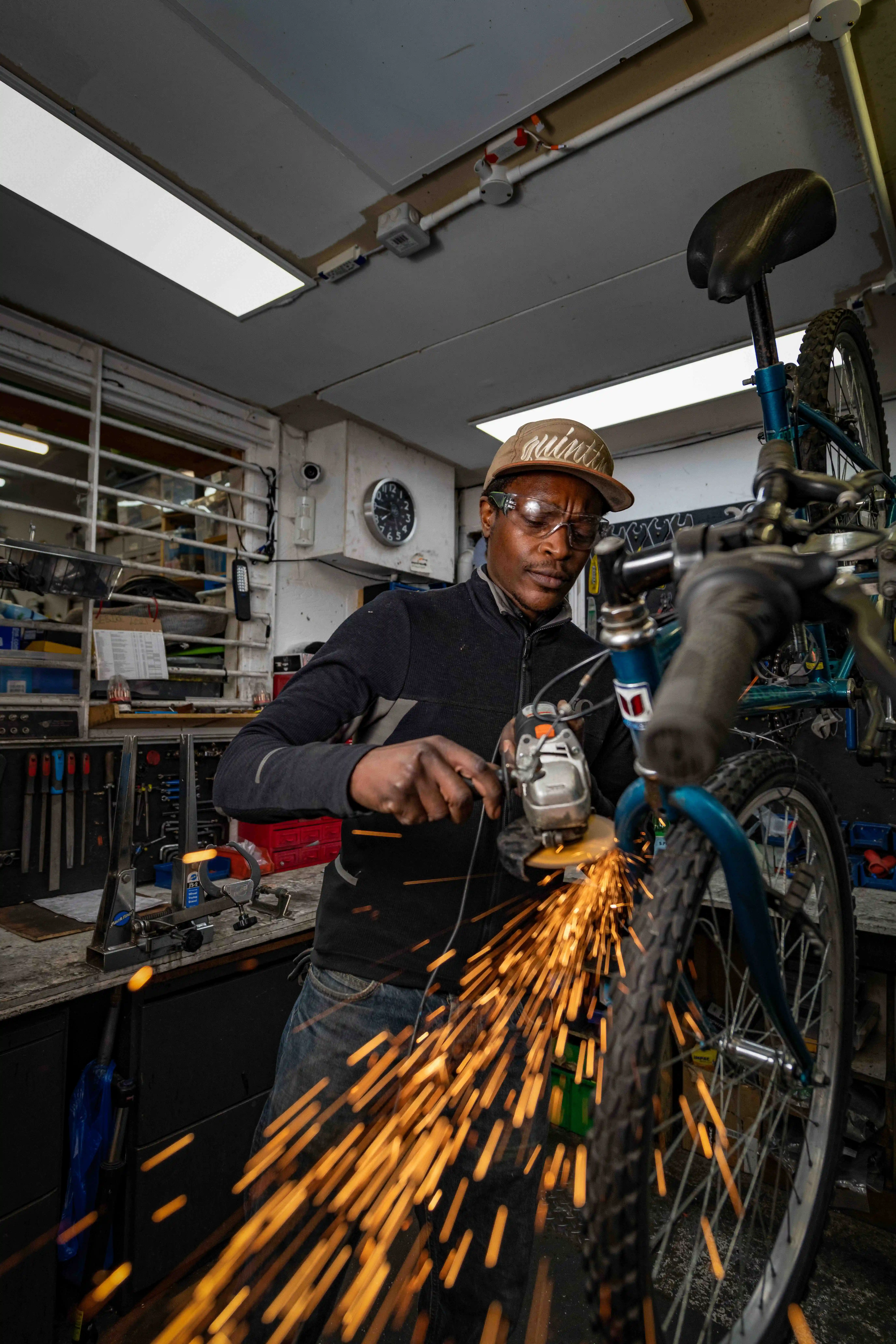 E-scooter repair service